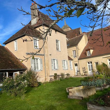 Maison De Noble Nicolas Avallon Bagian luar foto