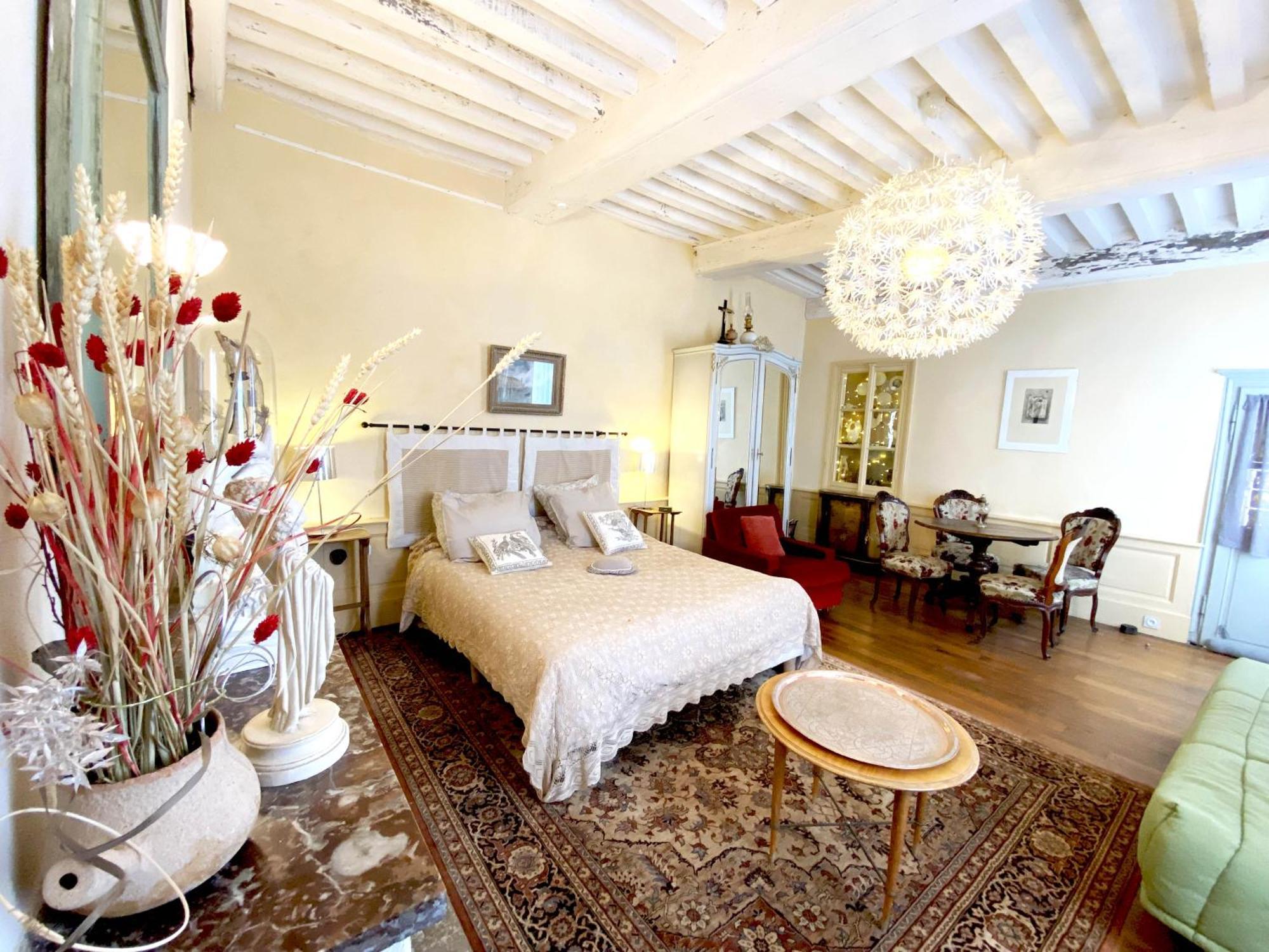 Maison De Noble Nicolas Avallon Bagian luar foto